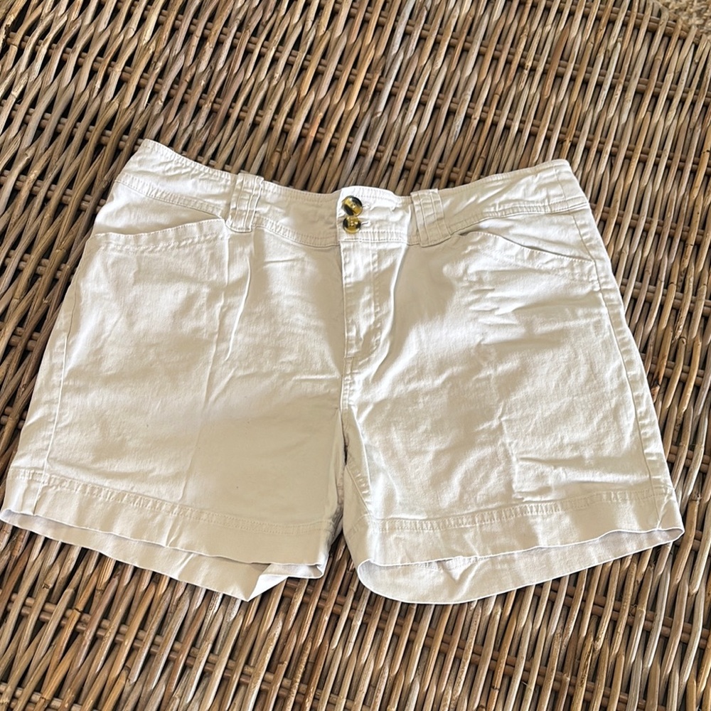 Crazy Shirts Hawaii Khaki 5” shorts size 12